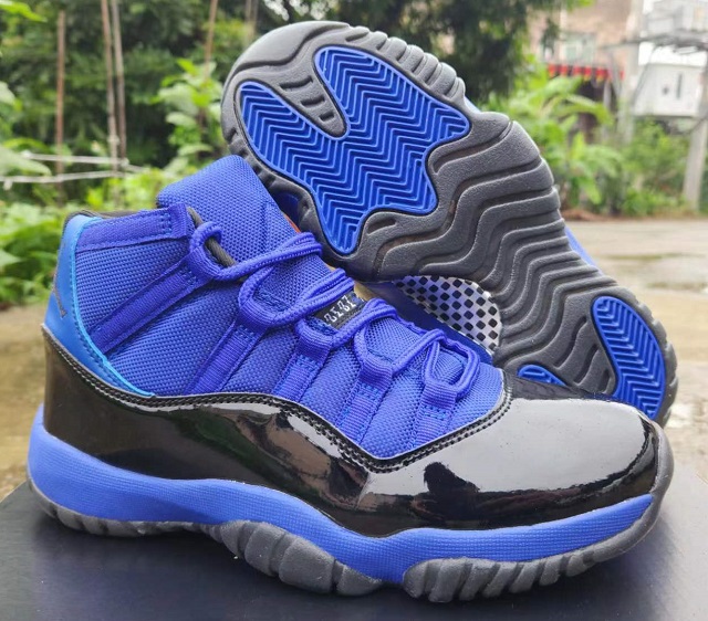 Air Jordan 11 Retro 2024 Royal Blue Black